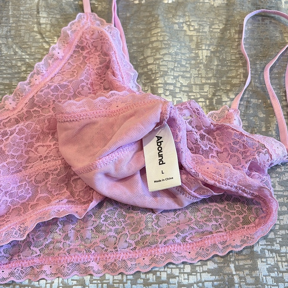 💗Pink Lace Bralette Abound 💗 - Picture 2 of 5